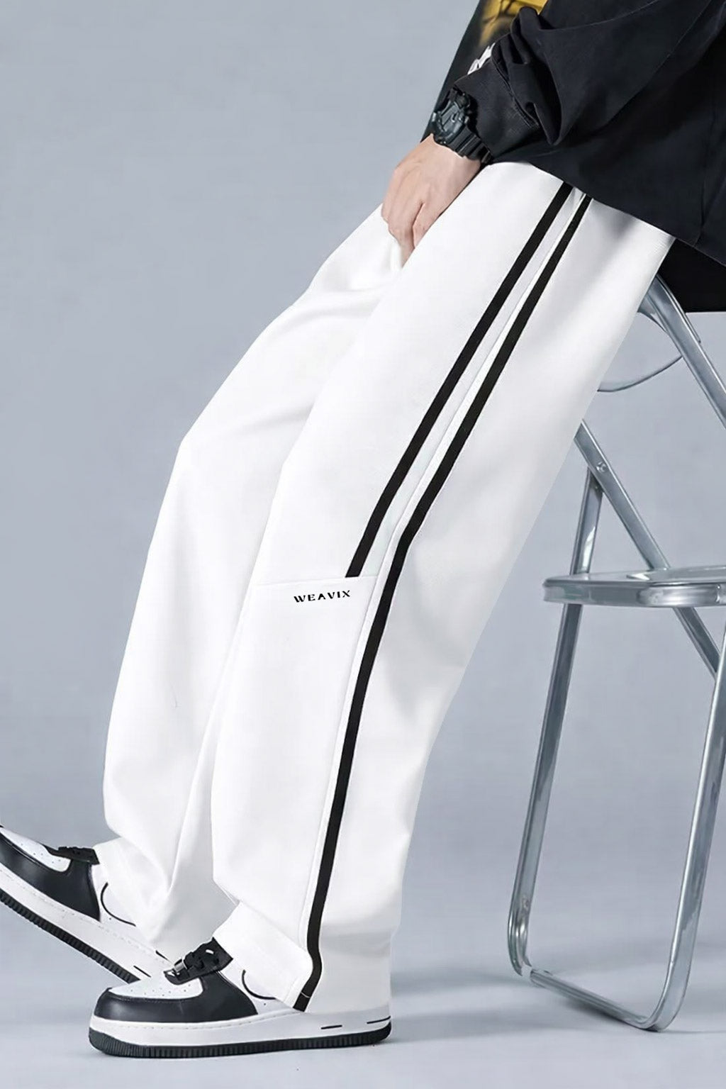 Stripe SweatPants - White